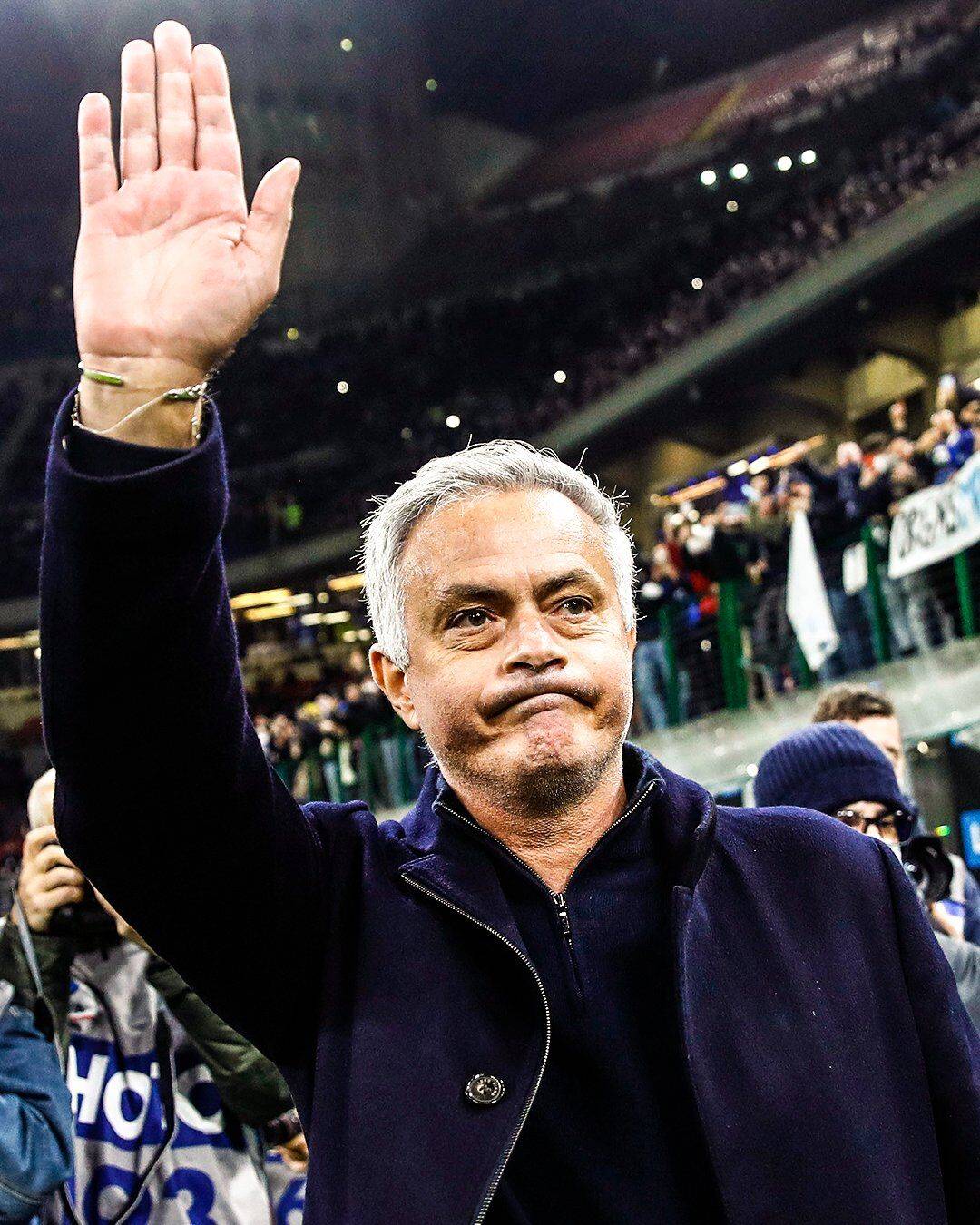 转会期意大利杯焦点战；布鲁克林篮网扳平良机；赛场秩序良好；心理建设被强调的简单介绍