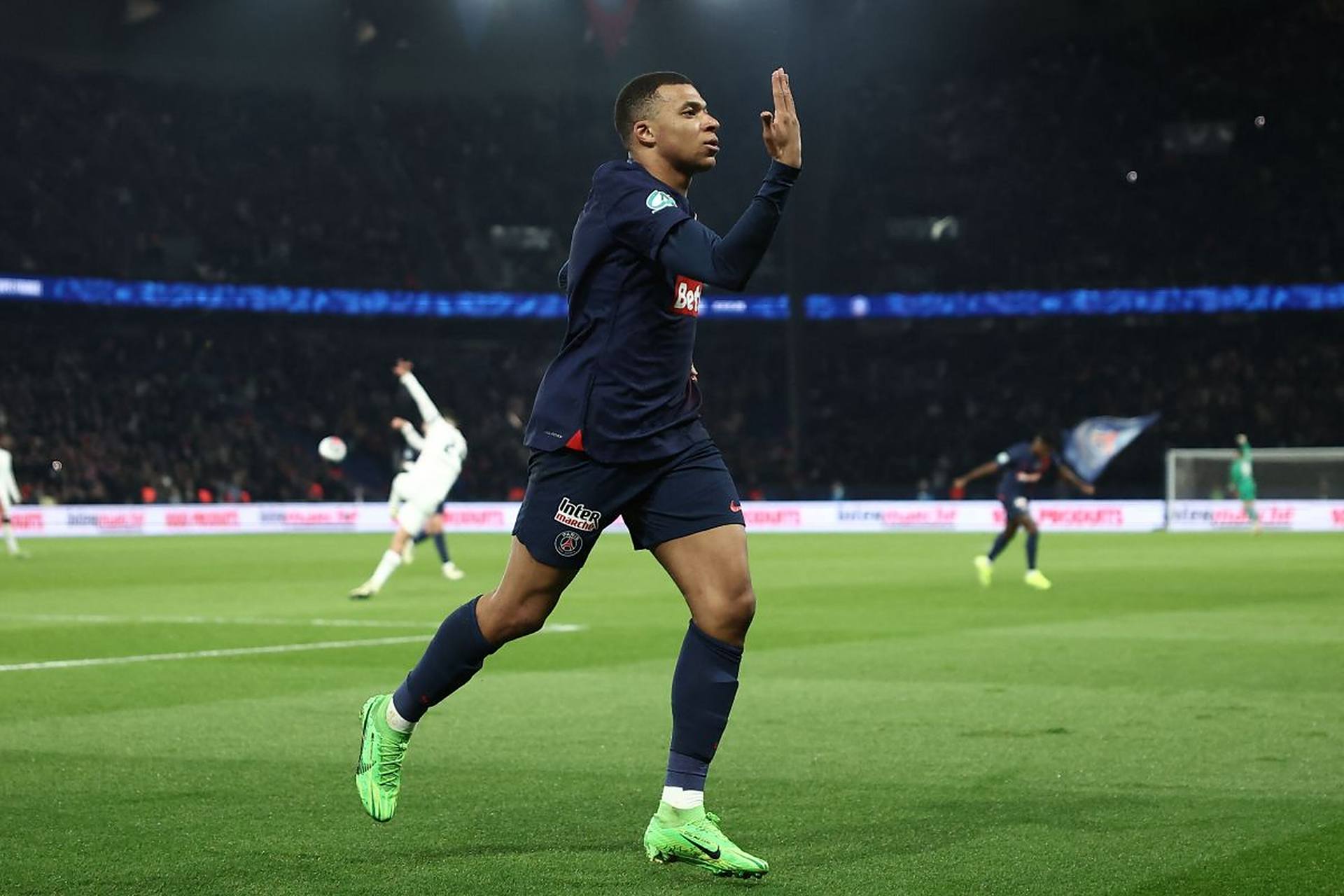 巴黎圣日耳曼赛前远射贴柱，志在法国杯名次提升，管理层满意，纪律约束更严格的简单介绍-九游体育app